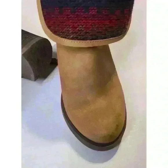 SUGAR Tan Faux Suede Leather Fabric Southeastern Colors Chunk Heel Booties 7.5 - Picture 7 of 8